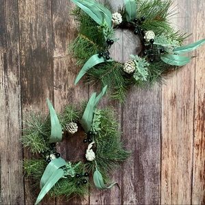 Kirklands ~ Set of 2 Mini Wreaths